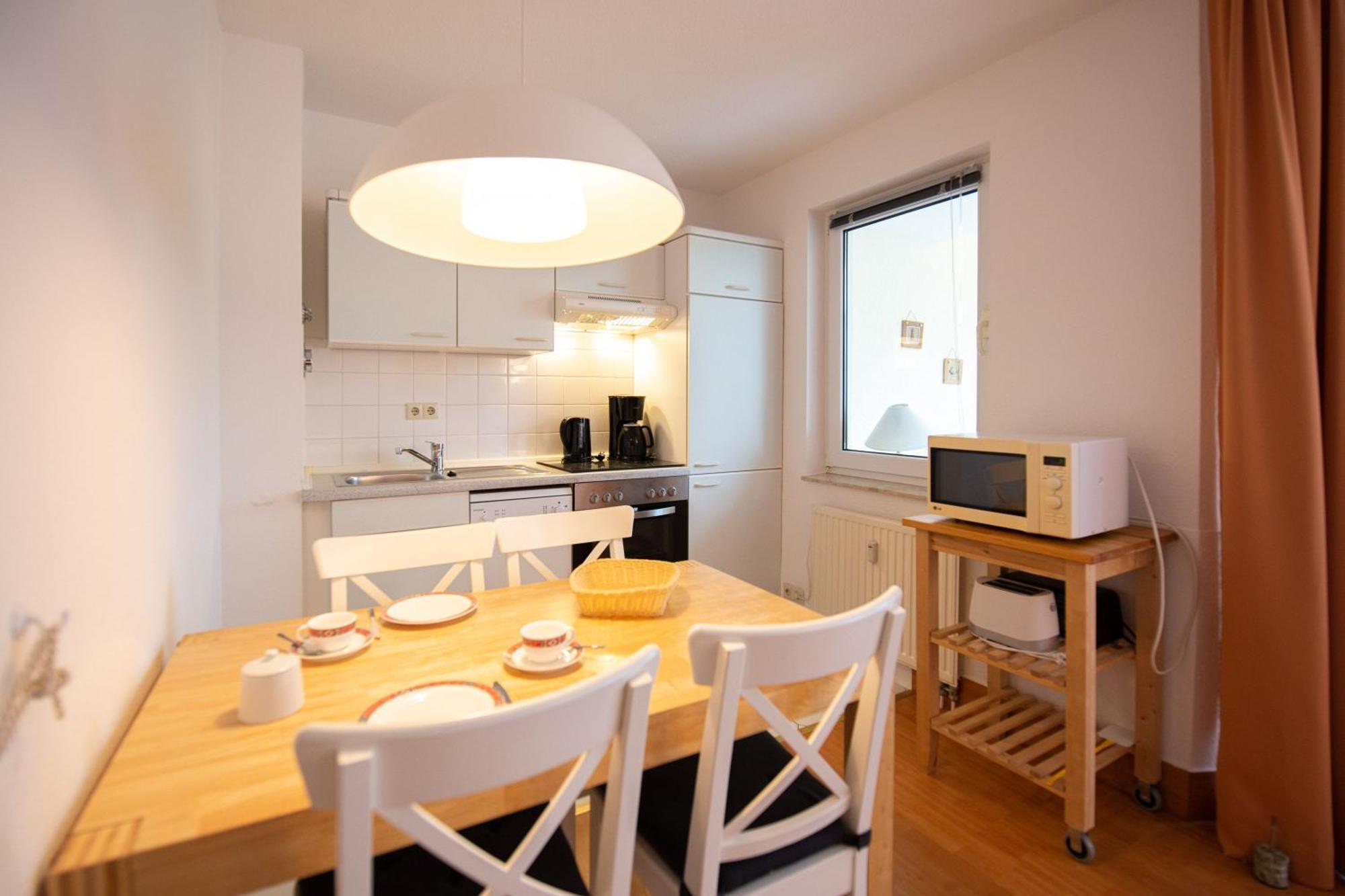 Ferienwohnung Sanddorn - Strandhaus Lobbe Ngoại thất bức ảnh
