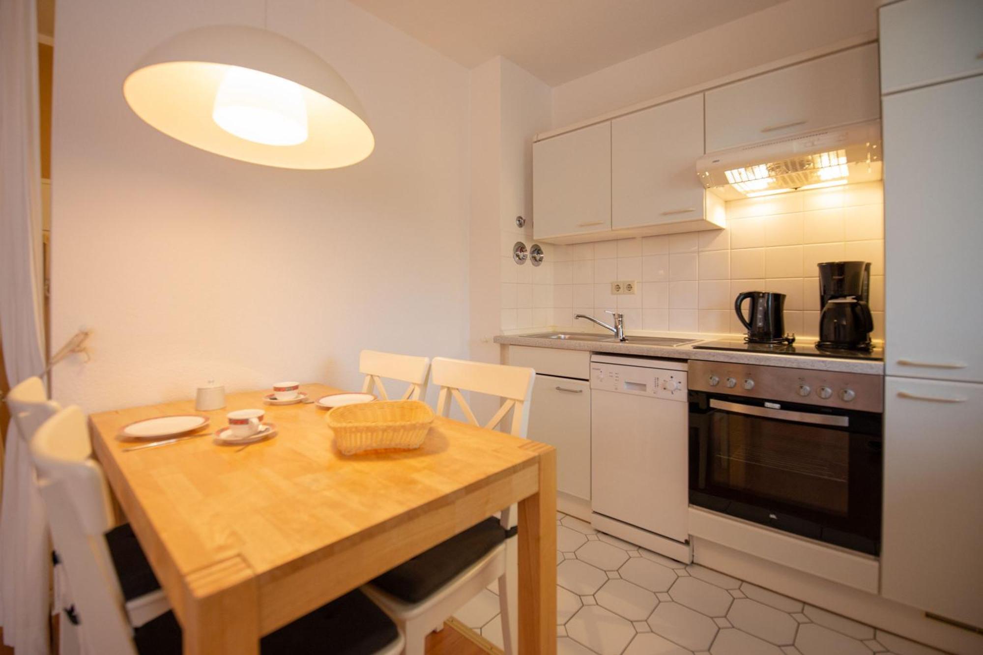 Ferienwohnung Sanddorn - Strandhaus Lobbe Ngoại thất bức ảnh